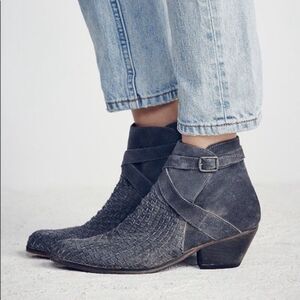 FREE PEOPLE 39 Ventura woven leather suede western strappy boot